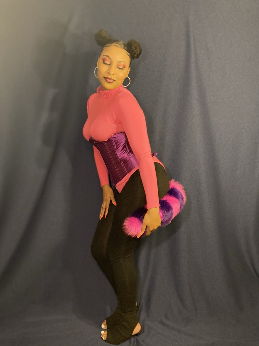 _lyndsip's tweet photo. A toss up between Meg as the Cheshire Cat and Leti from Lovecraft Country https://t.co/6F8yHwsYQ9