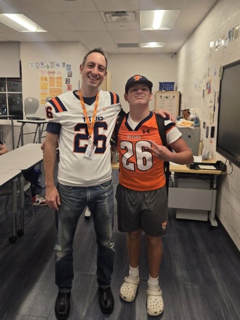 BMHSTitanFB's tweet photo. Today is honor an inspirational teacher/staff member day for Titan Football!Thank you teachers for being a part of this yearly tradition and having a positive impact with our student athletes! Caleb Letterle  with his inspirational teacher Mr. Polantz! https://t.co/Qy7U7iYm6v
