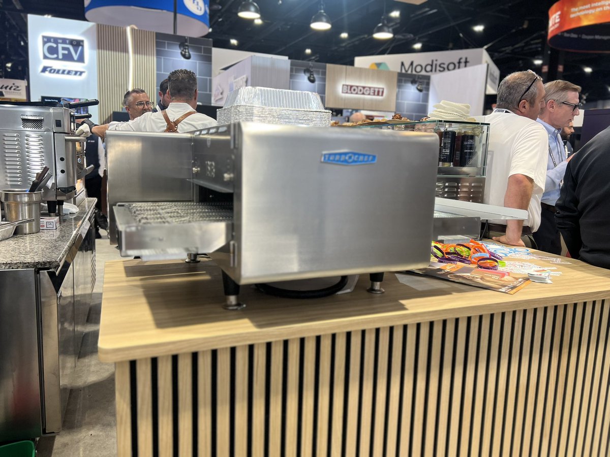 Sad to wave goodbye to @Chicago (Amazing City and Weather)  and the 2025 <a href="/NACSonline/">NACS</a> show. A lot of new and legacy beverage products displayed and demonstrated by @Middleby cooking for your convenience stores.