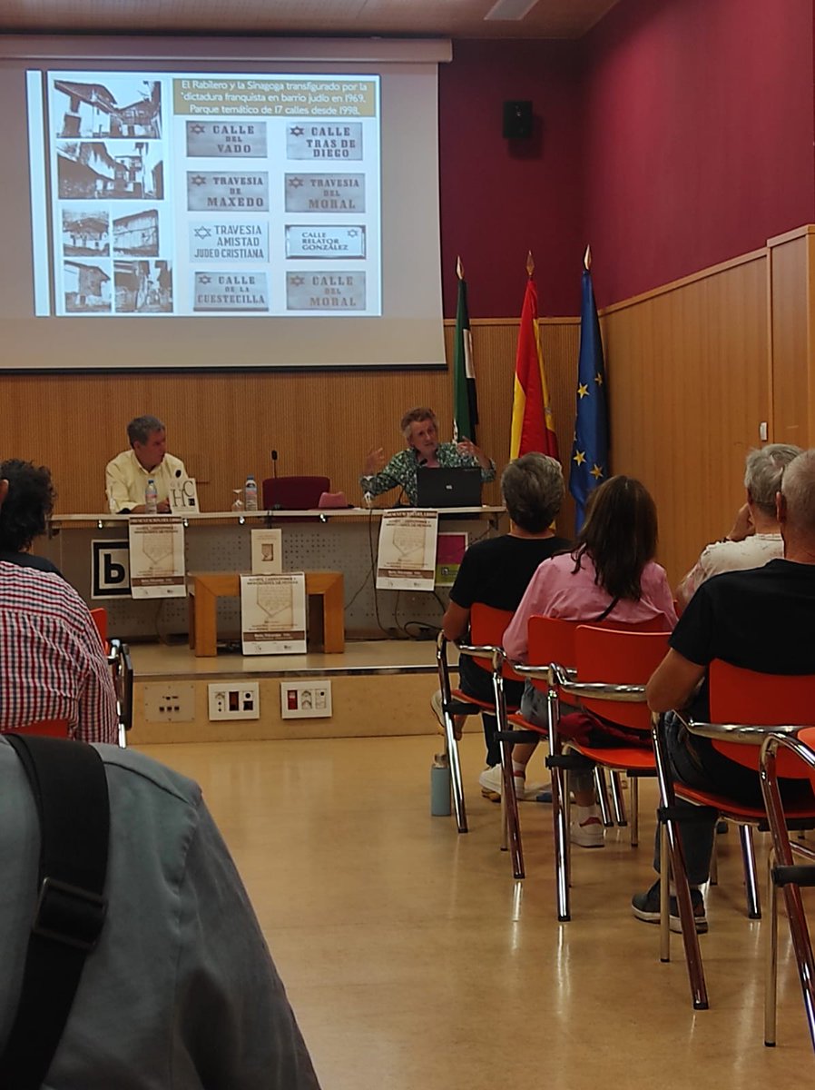 Este pasado martes 14 de octubre, tuvo lugar, en la <a href="/bibliotecacc/">BPE CÁCERES</a>, la presentación del libro de nuestro socio Marciano MARTÍN MANUEL: Judíos, labradores y mercaderes de Hervás.