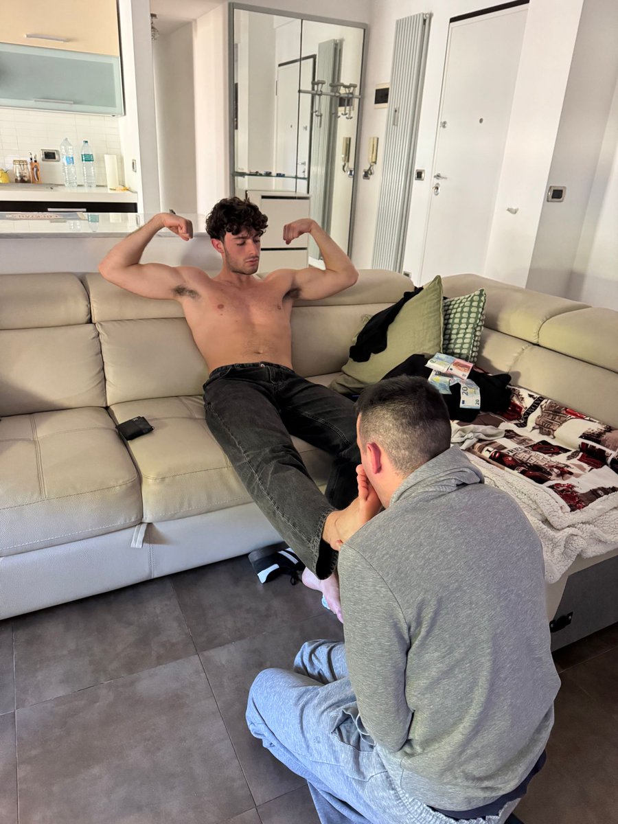 Get on your knees. Worship the King <a href="/italiancashgrab/">Italian Ca$h Grabber (2.7K)</a>. Sniff Master's stinky socked feet. Inhale real Man's scent. It is every slave's dream to worship and serve a Real Man! Complete loyalty, Complete devotion, Complete submission. Serve, obey, and worship the King!