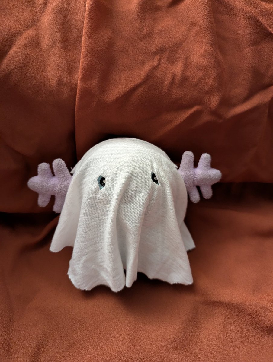 BerryWooper's tweet image. Boo!