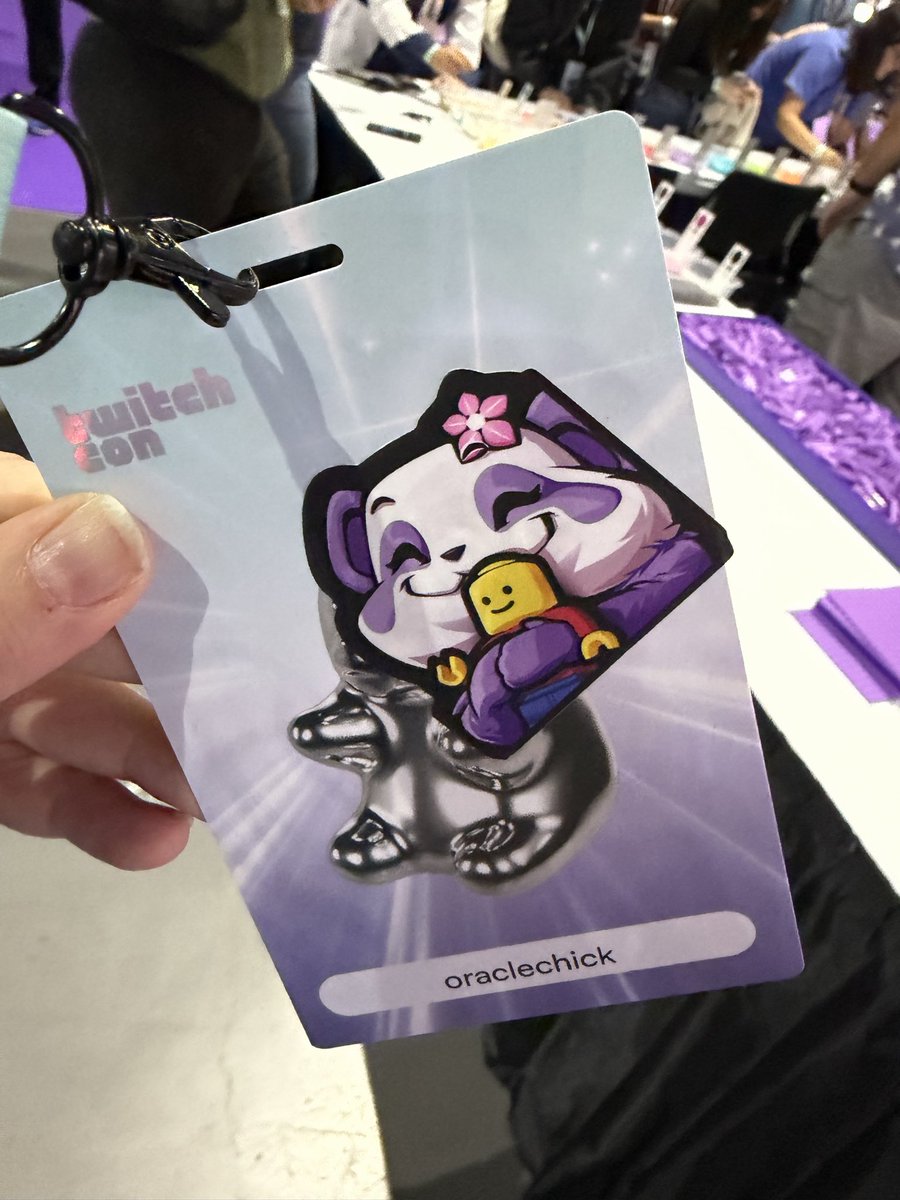 oracle_chick's tweet image. I’m official… with pizzazz