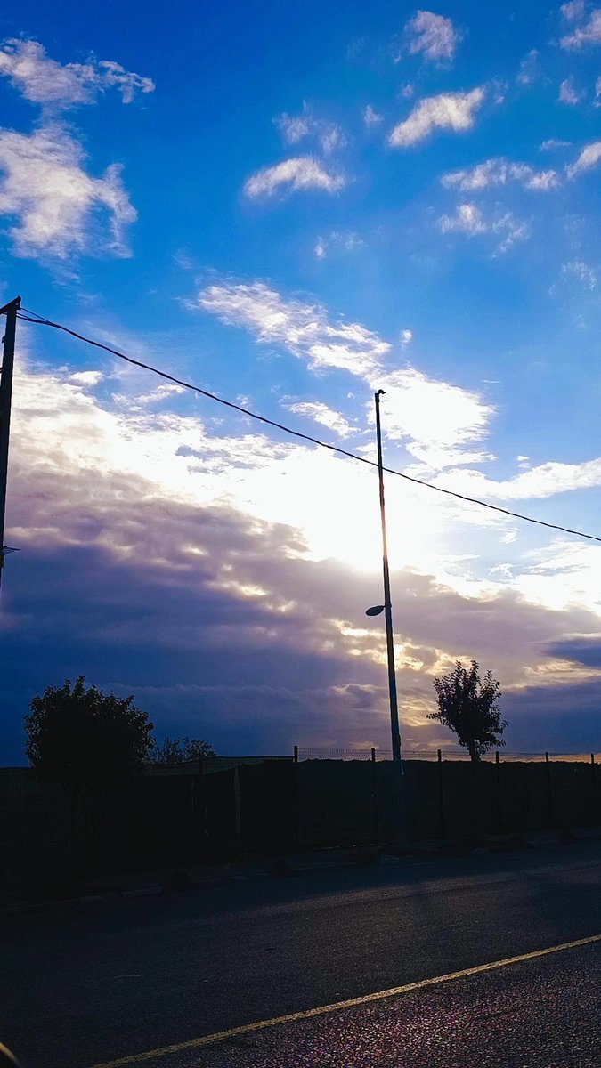CglClkk's tweet photo. @Raskolnikovsair Çekimi Bana Ait. Eğitim Alanında Gün Doğumu.. 🌥️ 🥰 https://t.co/gkjcX6zEg4