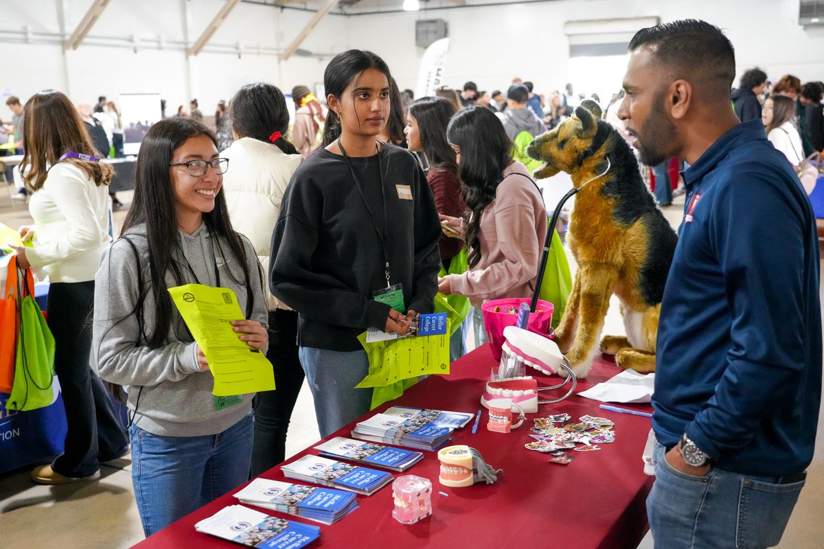 High school students from across the county gathered at the Merced County Fairgrounds this week for the 27th annual Career Industry Day! 

Students explored career paths, connected with industry professionals and gained inspiration from keynote speaker Kevin Bracy 🎉