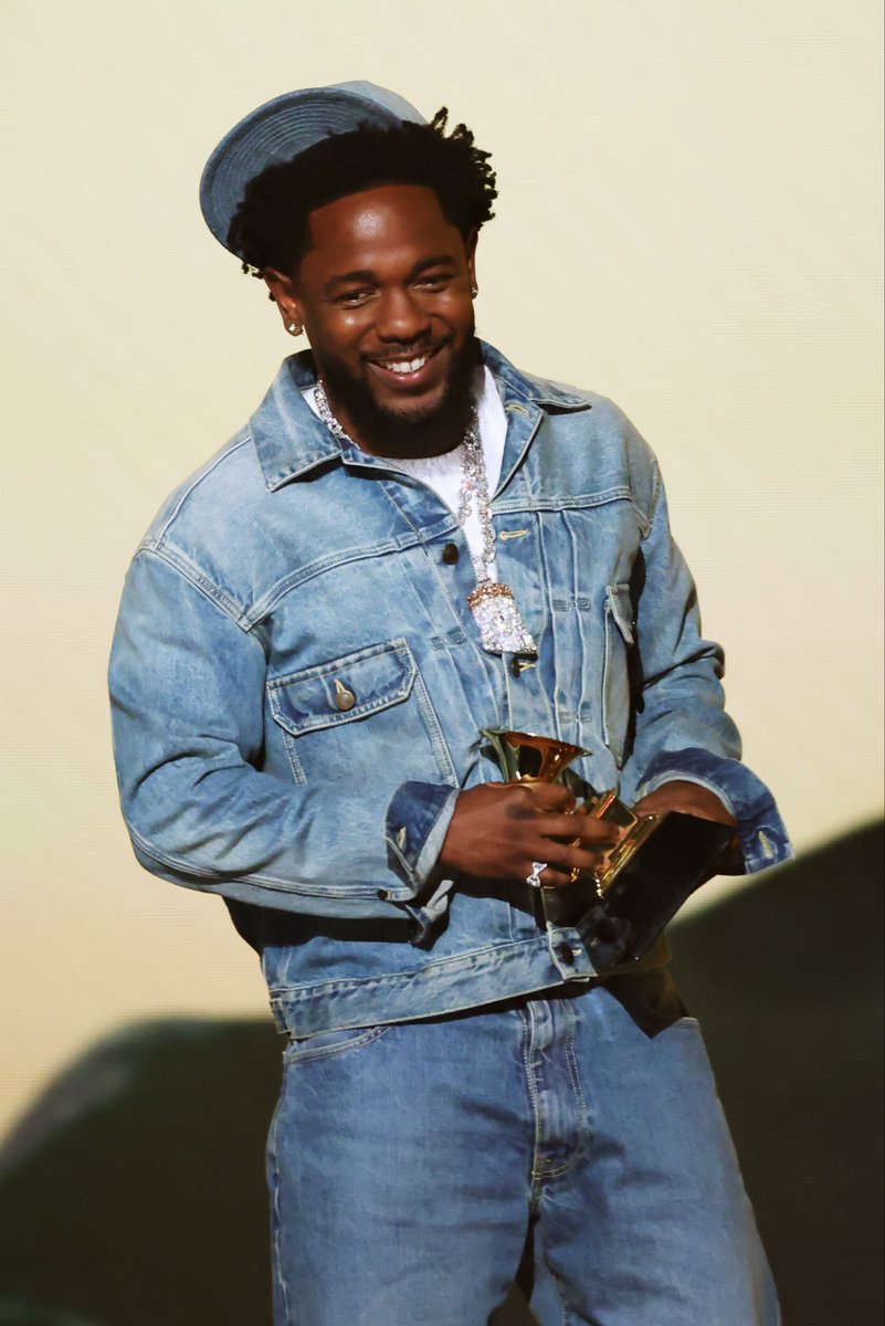 CoededMarshall's tweet photo. Best Written Kendrick Lamar Songs 💎 

Momma
How Much A Dollar Cost
Mortal Man 
Euphoria 
Poe Mans Dreams
Keisha’s Song
The Art Of Peer Pressure 
Sing About Me, I’m Dying Of Thirst
FEAR.
Count Me out
Opposite Attracts
The Heart Part 5
m.A.A.d city
Ignorance is Bliss 
FEEL.
Blacker The Berry
good kid
Black boy fly 
Reincarnated
6:16 In LA 
DUCKWORTH
Untitled 05
DNA.
Cut You Off 
The Heart Pt 3
These Walls
Untitled 07
Hood Politics 
Mother I Sober
XXX.
Swimming Pools(Drank)
Father Time 
man at the garden