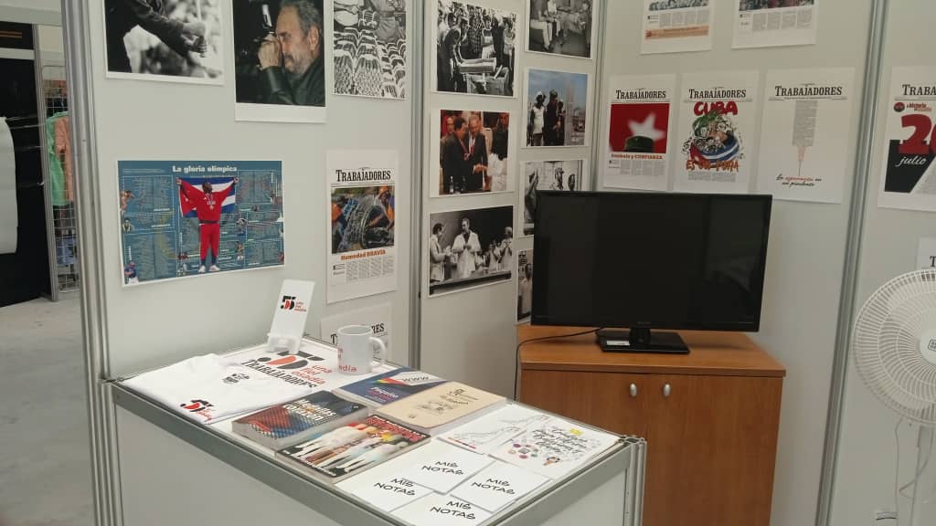 <a href="/50Trabajadores/">Periódico Trabajadores</a> ya está listo para mostrar su stand en el Festival Granma Rebelde que se inaugura este 17 de octubre. Habrá rifas, sorpresas y artículos para comprar y regalar. No dejes de visitarnos. Seguimos en 55: Una fiel osadía <a href="/joelgarcialeon/">Joel García</a> <a href="/Colina_CTCuba/">Miguel Colina</a> <a href="/GonzalezBadia/">Santiago Badía Gonzalez</a>