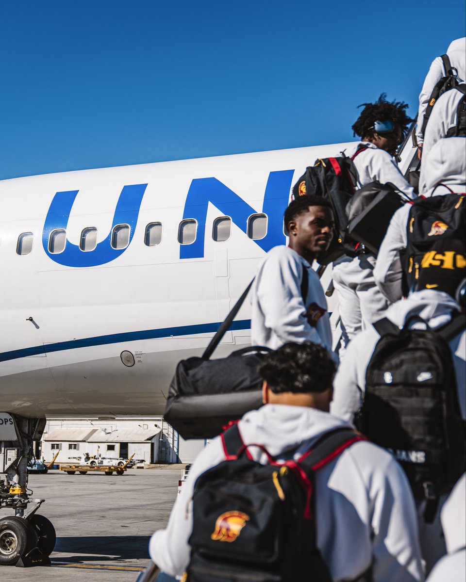 USC Football ✌️ tweet media