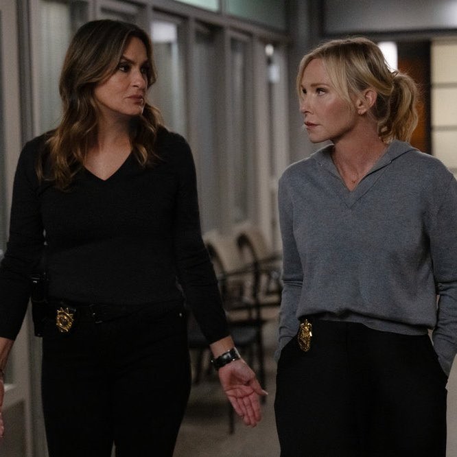 enchantedflms's tweet photo. SEE YOU IN THE MORNING, BOSS
#svu #rolivia https://t.co/CepKHn0kD3