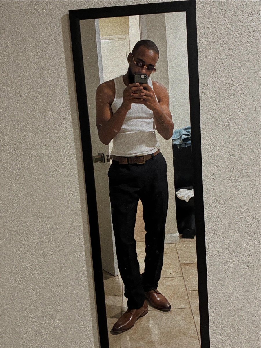 🤴🏾🫴🏾

#ie