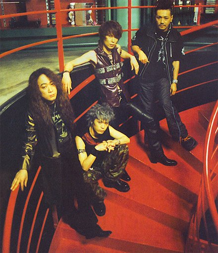 blazeluna0122's tweet photo. 乾いた砂漠に一輪
素敵な華咲かせよう
彩られる虹も欲しいね
#HEATH #DopeHEADz #eveningrose https://t.co/ibgIcYoq7o