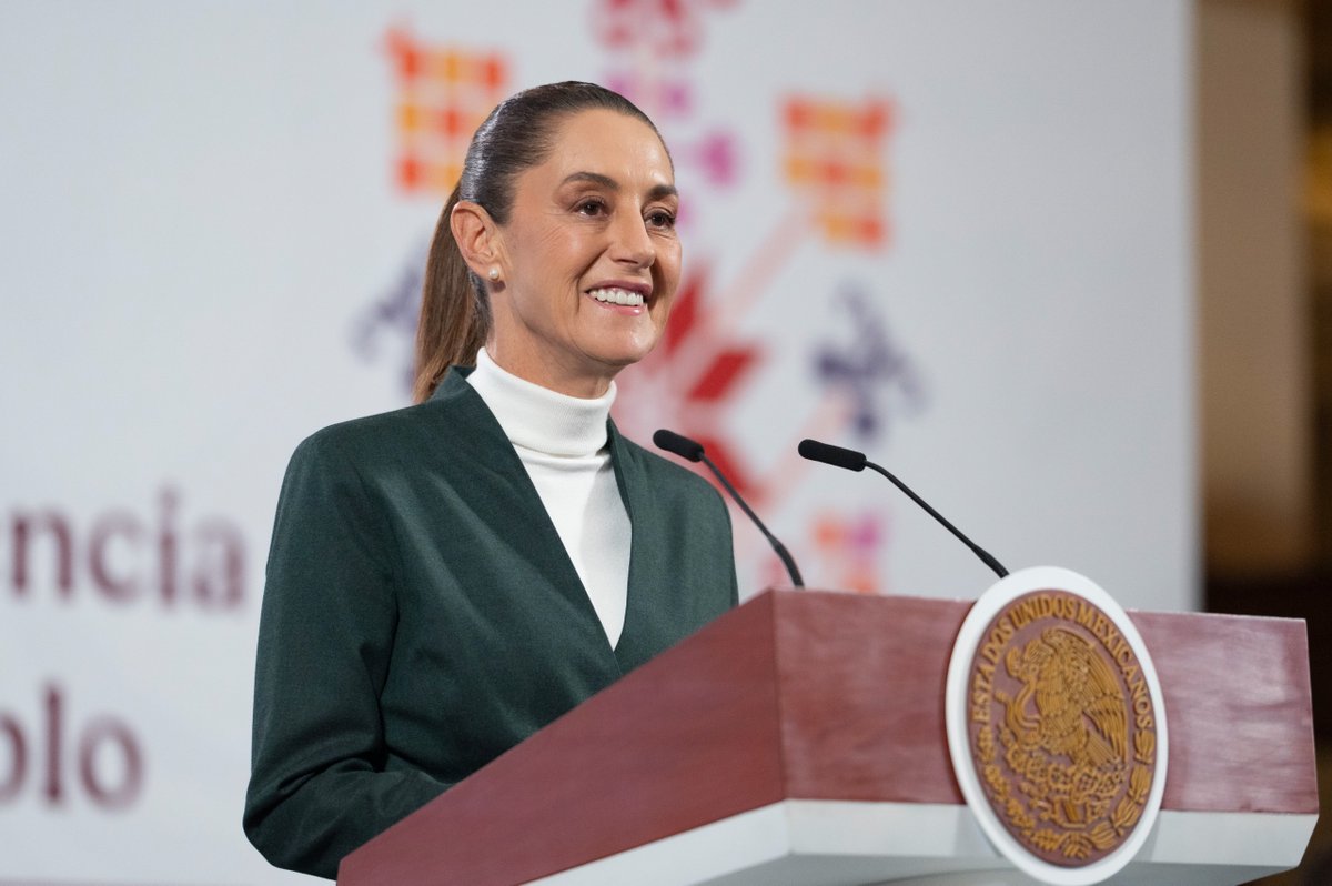 DiarioPresente's tweet photo. 🇲🇽#México| Casi todo el país #conectado
La @CFEmx ha restablecido el 95.4% del suministro eléctrico en los estados afectados por las lluvias.
Nota completa🗞: https://t.co/3zKqyYdQnh
✨Síguenos en Redes Sociales
|#Noticia |#México |#DiarioPresente https://t.co/w9Q1bLWMLb