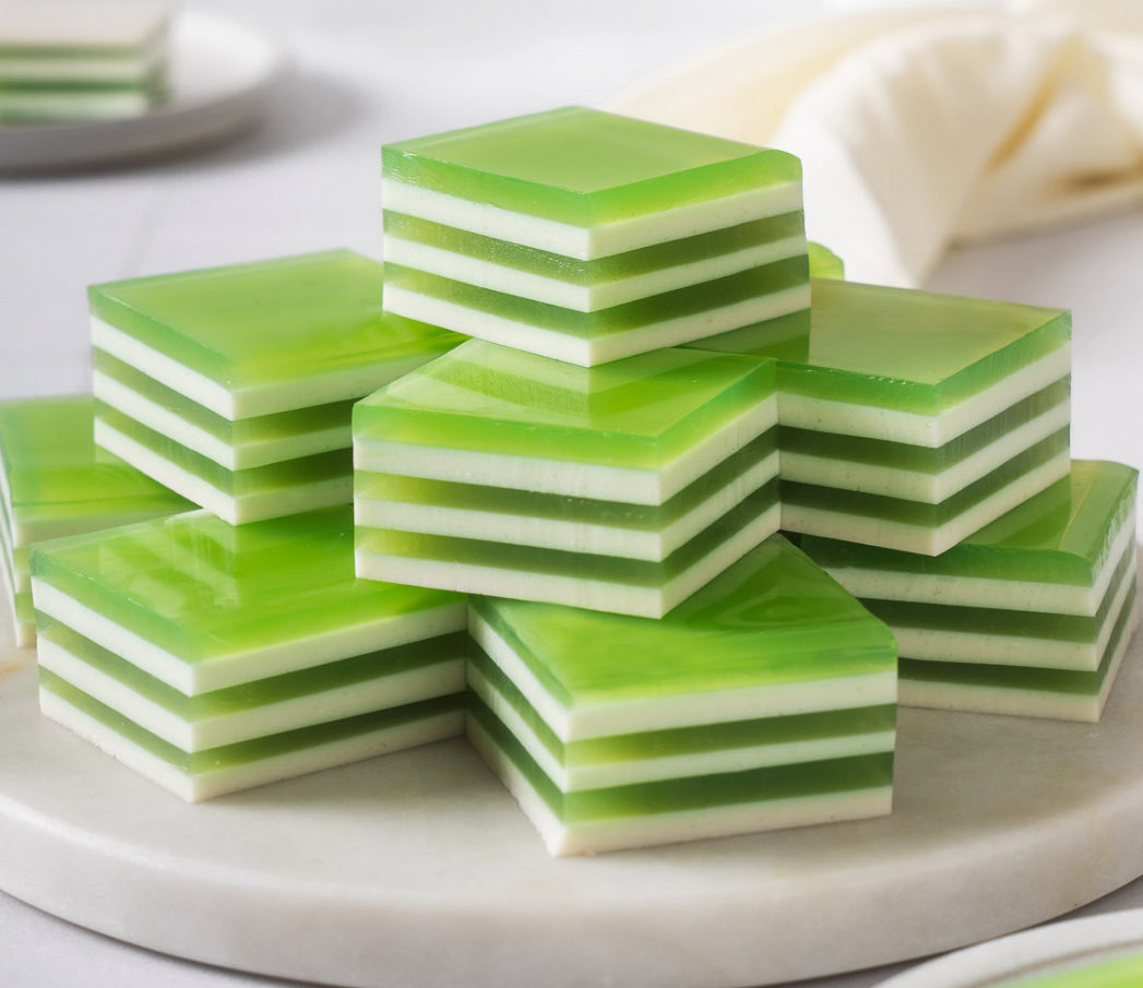 What flavor is your sona? 

I am coconut pandan jelly!