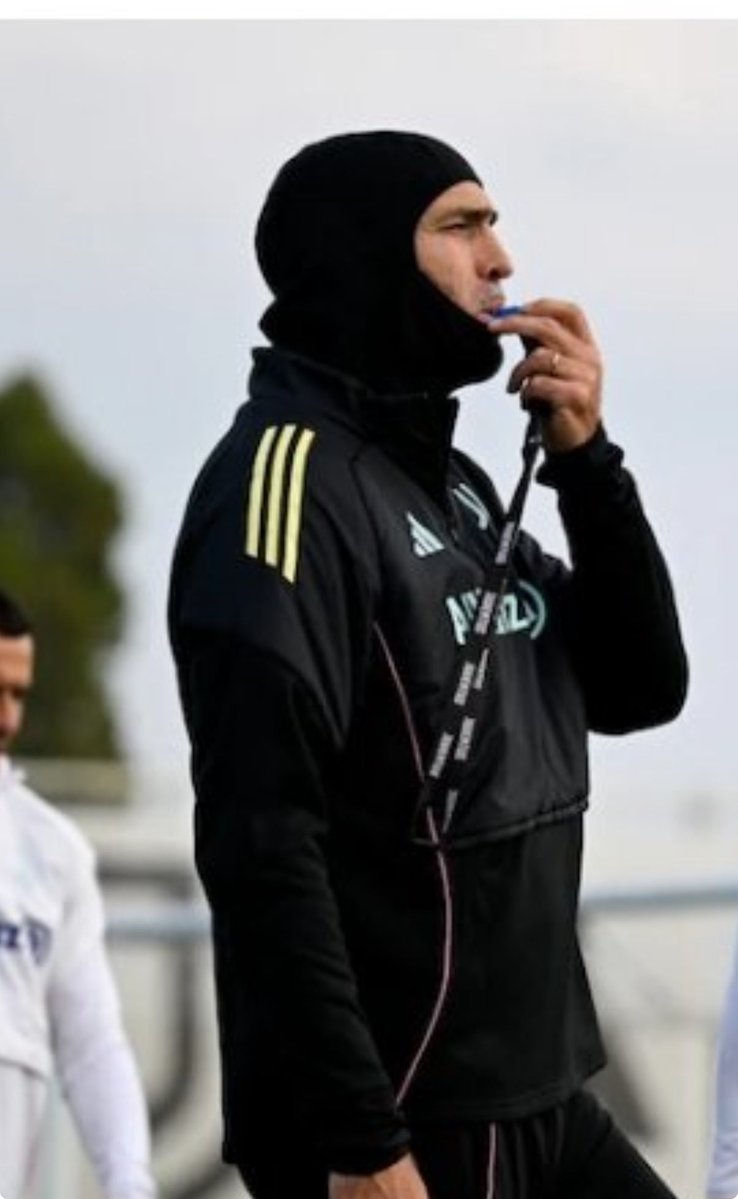 La divisa della Juve , mai cambiata
Possiamo dire che sono coerenti?