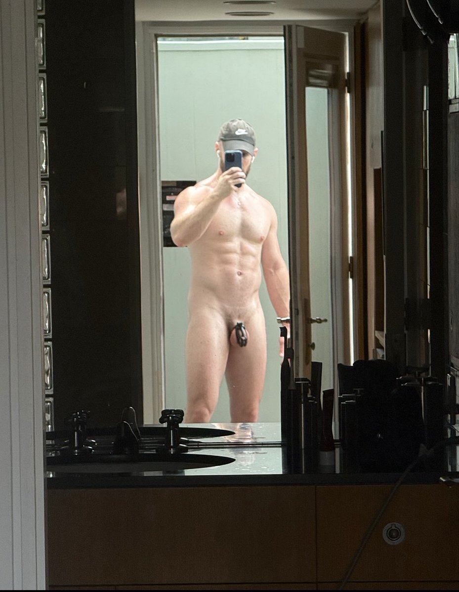 maxxxshadow's tweet photo. If you’re a 🔐 f*ggot, your goals should be: huge muscles, a loose cunt, a deep throat &amp; more devotion to serving men. Focus, work hard &amp; the rewards will be: Hands free earth shattering anal orgasms, cuming through your cage &amp; the best cocks to satisfy that aching need inside. https://t.co/clfPNPYMwt
