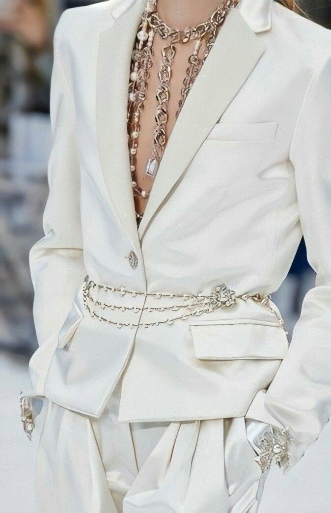 Today's fashion ✨ 

(For a few hours at least before he gets the urge to dress up in something else again.)