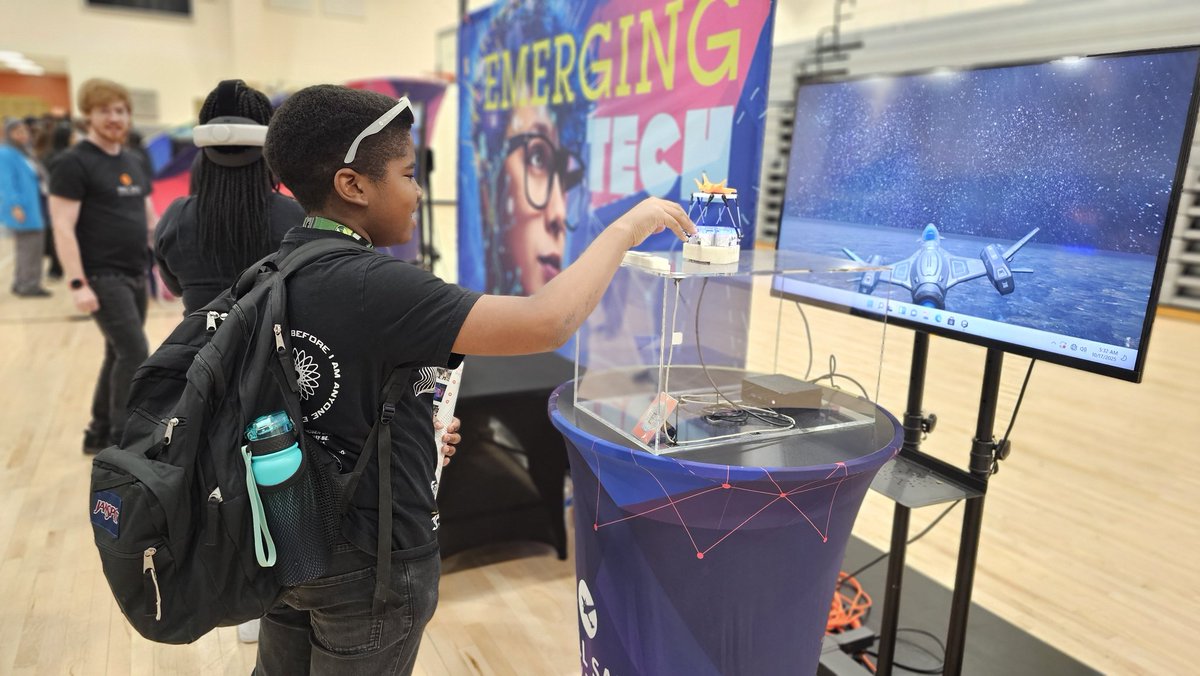 shadrack_henry's tweet image. WOW! What an incredible day! EHS Tech Fest. Thank you to Full Sail University, our students, and everyone who attended and supported this powerful event!

#EHS #TechFest #STEM #Innovation #FutureReady