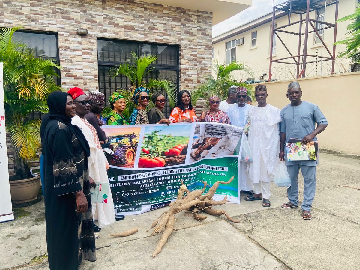 OloriOfOloris's tweet image. Farmers at todayโs farmer's breakfast meeting urged stakeholders to fix transport and market access issues so their good harvests can yield good income. ๐พ
#WorldFoodDay2025 #AgTechNigeria
