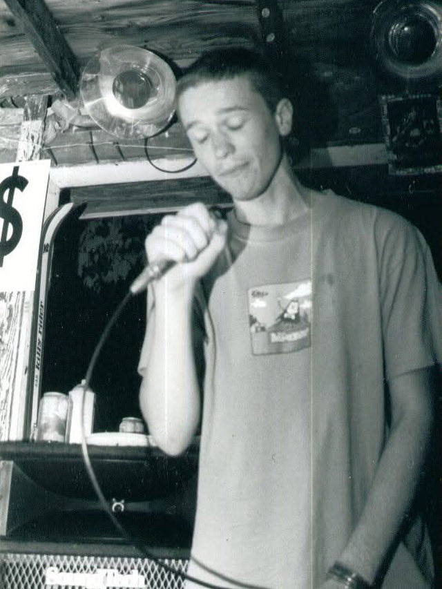 Dave N! 1999! Monson, Ma!
#thesearethedavesiknow #dave #davegrohl #davechappelle #davegahan #davemustaine #davestrider #daveandbusters #skarmyofdarkness