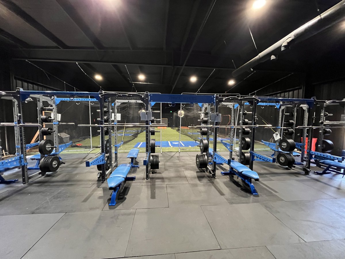 asutr_baseball's tweet image. We have top of the line facilities! Looking for a JUCO you can develop and compete at a high level? Look no further….

⚾️ Hitting Facility 
⚾️ Weight Room
⚾️ Player Clubhouse 

Locker Room coming soon…..