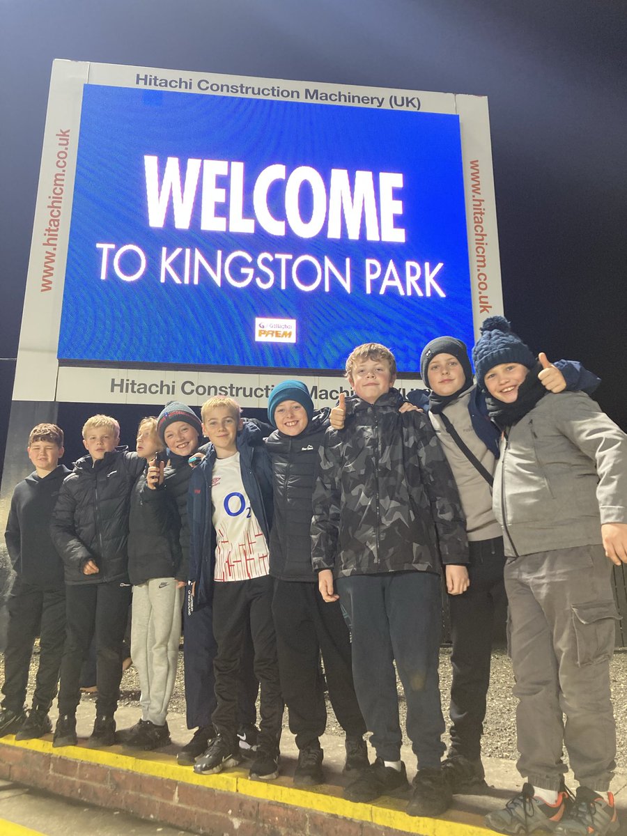 We have arrived <a href="/NCL_RedBulls/">Newcastle Red Bulls</a> and excited for kick off 🏉🏉