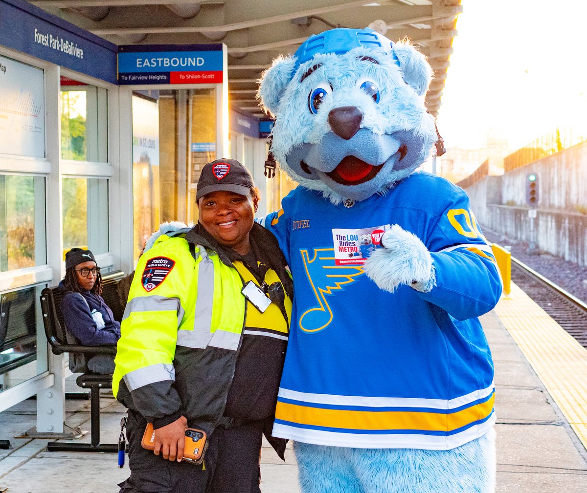 StLouisBlues's tweet image. If you took the bus or train this morning, you may have seen your favorite blue bear! @LouieSTLBlues has teamed up with @CMT_STL to help spread the word about @STLMetro 🚉 Learn more at CommuteLikeAChamp.com.