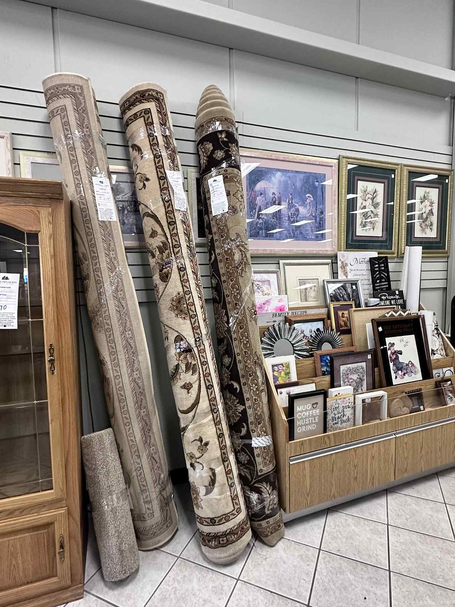 LT_Thrift's tweet image. 50% off Housewares, Home Decor &amp;amp; Furniture Sale continues today at all locations!🛋️🪑🖼️  10/16-10/18

𝑆𝑜𝑚𝑒 𝑒𝑥𝑐𝑙𝑢𝑠𝑖𝑜𝑛𝑠 𝑚𝑎𝑦 𝑎𝑝𝑝𝑙𝑦. 𝑰𝒕𝒆𝒎𝒔 𝒔𝒉𝒐𝒘𝒏 𝒂𝒓𝒆 𝒇𝒓𝒐𝒎 𝒐𝒖𝒓 𝑩𝒓𝒂𝒏𝒅𝒐𝒏 𝒔𝒕𝒐𝒓𝒆.💙 #thrift #thriftingcommunity #hospicethrift