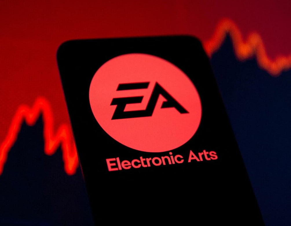 allkeyshop's tweet image. 💥 US senators &amp;amp; dev unions want scrutiny of the $55 B Saudi fund deal to buy EA, warning of data risks and studio independence threats.

Treasury Dept pressured to investigate.  

#EA #SaudiDeal #GameIndustry