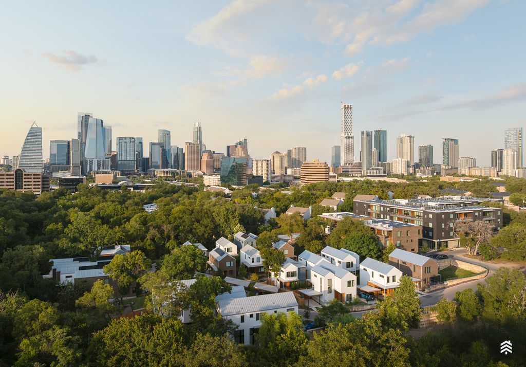 Set between canopy and corridor, Frank sets a standard for the modern Austin “micro-community” — meandering paths, layered courtyards, and small-scale density that feels human and calm. 

900 S 1st, Austin, TX. Designed by members of the Cedar team while at Storybuilt, with a