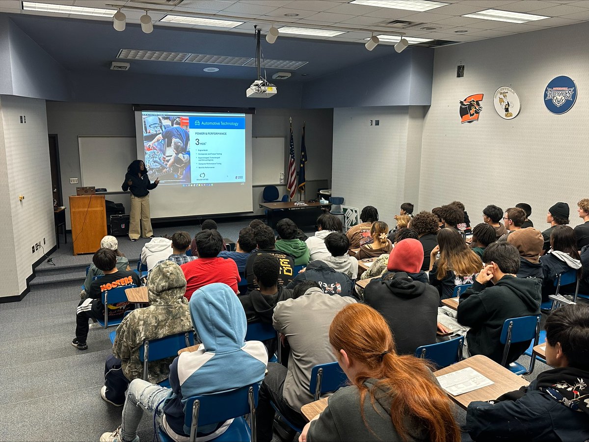 JEL Career Center (@jelcc) on Twitter photo Huge thanks to Lariah Simpson from <a href="/UTITweet/">Universal Technical Institute</a> for joining us and sharing what Universal Technical Institute has to offer our students. Great information about where a technical career can take you! Huge thanks to Lariah Simpson from <a href="/UTITweet/">Universal Technical Institute</a> for joining us and sharing what Universal Technical Institute has to offer our students. Great information about where a technical career can take you!