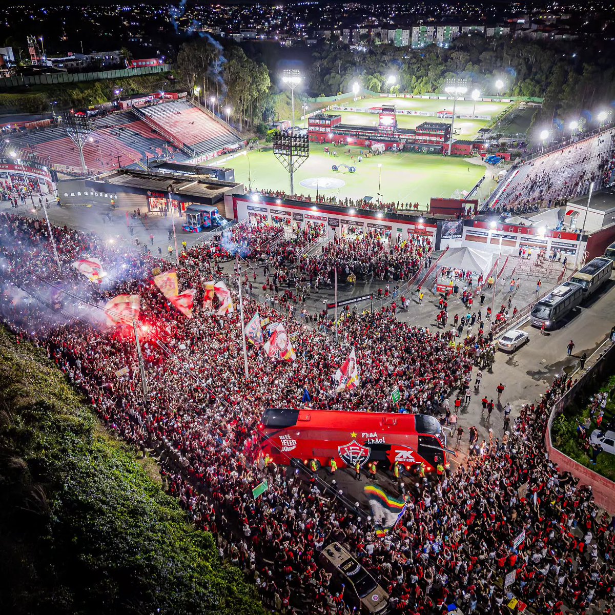 Vinni1899's tweet image. Que foto absurda!😍😍

📷  San Jr - sanfjunior