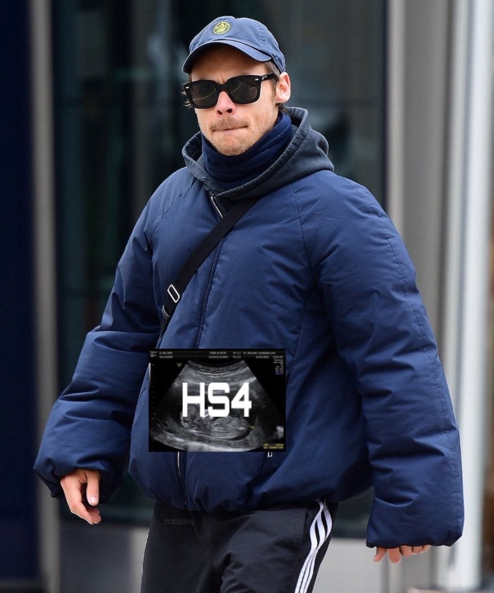 loverchiefs87's tweet image. 🚨🚨 o harry andando assim gravidissimo do seu quarto filho pelas ruas de NY 🚨🚨