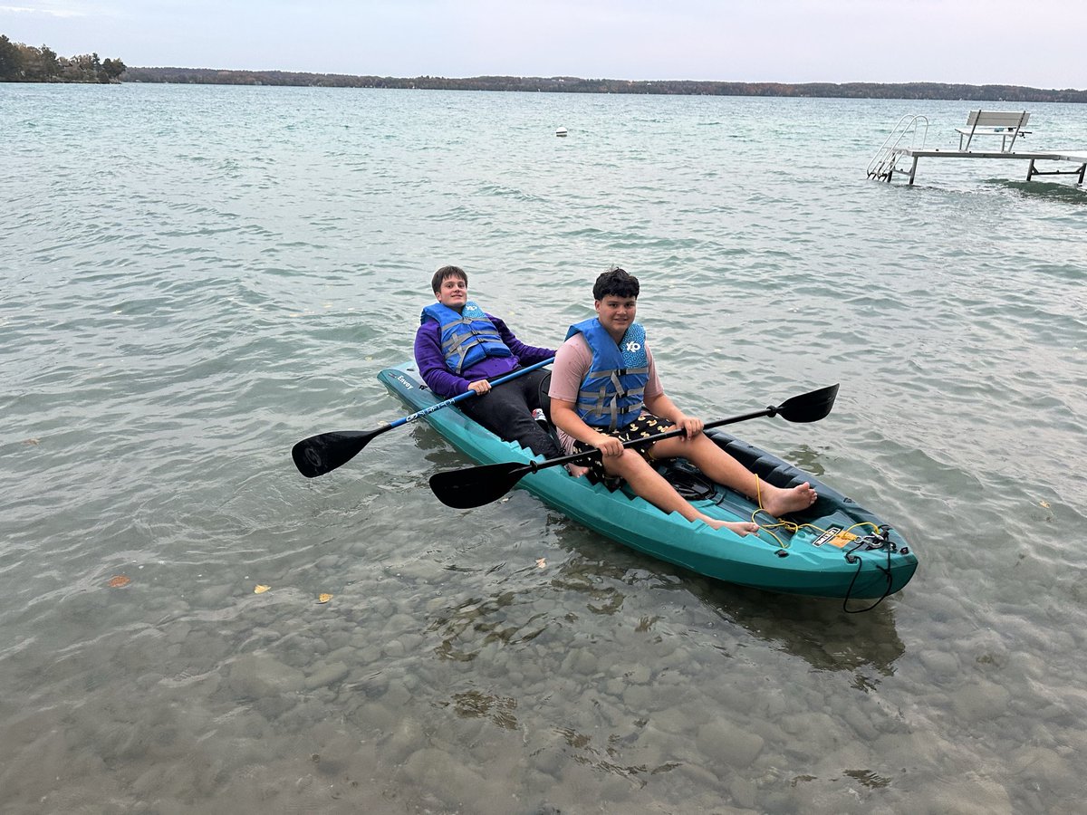 Lineman on the lake #fallbreak #puremichigan #oline #footballrecruit #gohawks #classof2030 <a href="/2030Tristan/">Tristan Johnson</a>