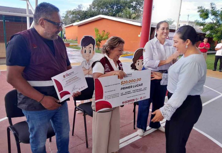 Reconocen a comité escolar de Xul-Há con Premio Nacional 2025 dlvr.it/TNl59b