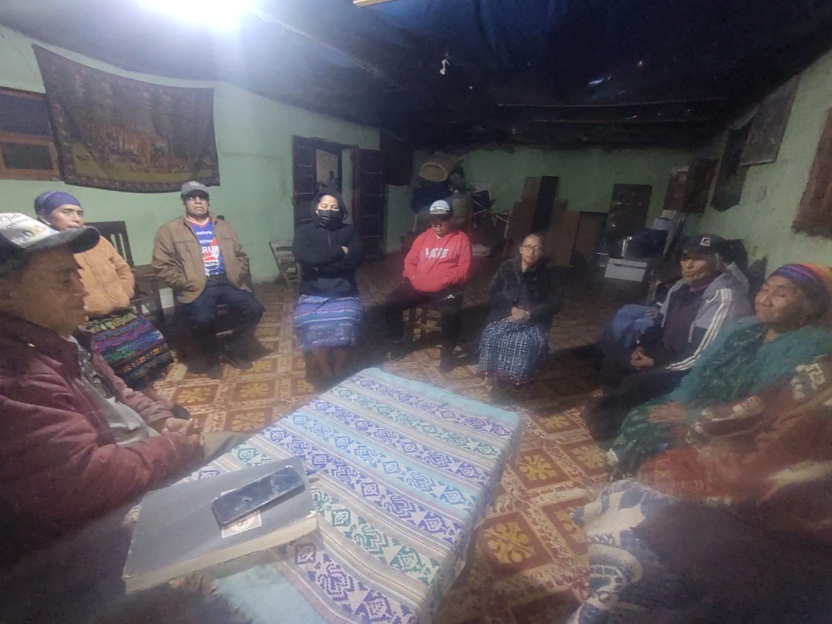 Hoy reunión  en Nimapa estación Rodríguez, Totonicapán.