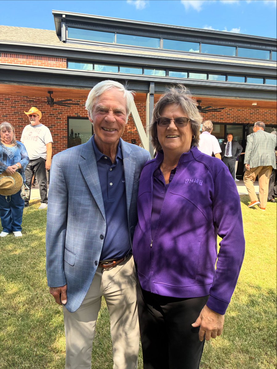 dmk5m's tweet photo. Picture with Ben Crenshaw at our dedication for our on  campus golf facility that he designed!  Now if I could only get one with @ANNIKA59!!! https://t.co/CAbhJMrObt