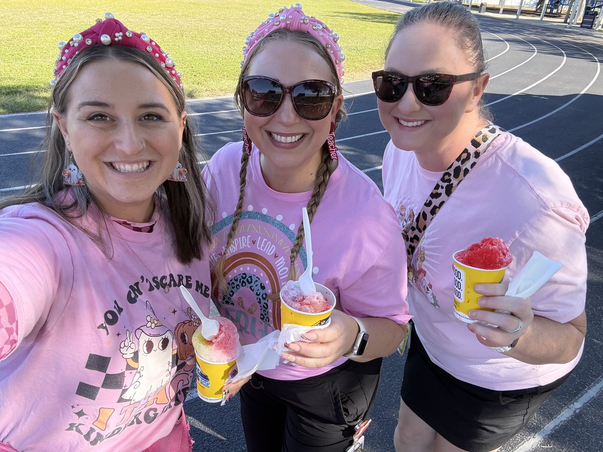 Diplomat_Elem's tweet image. @KONAICE PBIS Qt. 1 Kinder Reward Party #leetweets