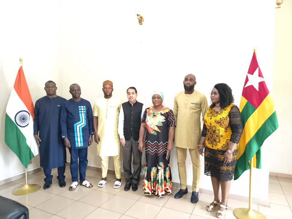 India in Lomé, Togo tweet media