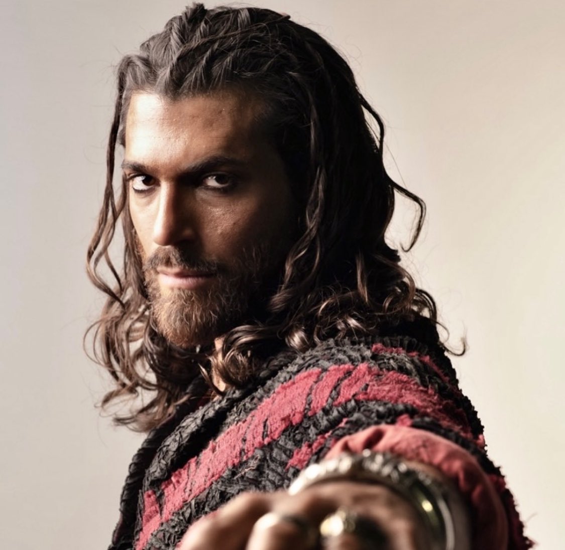 Vamos a disfrutar de tu trabajo, como siempre, grande #CanYaman