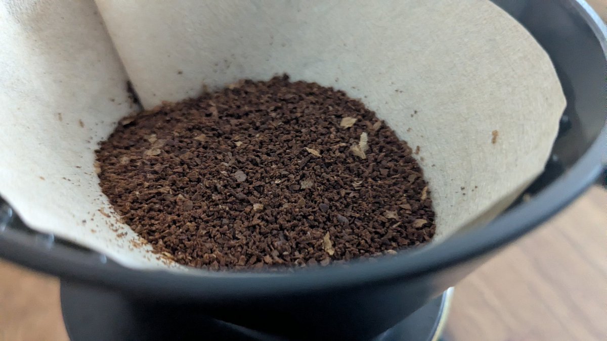 土曜日の朝
週末休みの始まり🌤️

一足先に起きた私はコーヒーを挽く

芳しい香りで家族も良い目覚めのようです

ジャガーハニー シングル 中深煎
