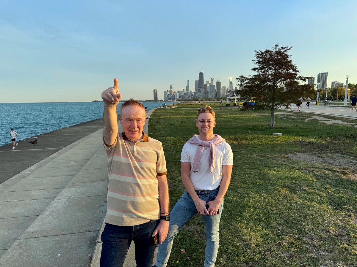 JonLHelm's tweet image. Having a lovely time in Chicago. 🥰 #chicago