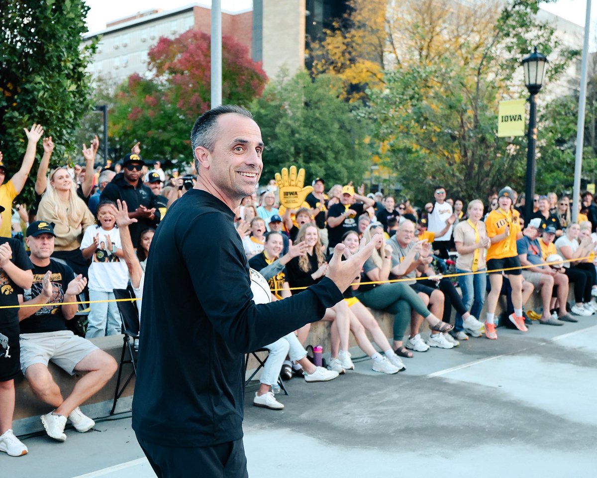 Checking in from downtown 😎