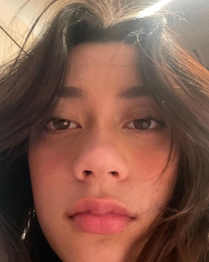 kmjplot's tweet image. sla so queria participar #eksd #eyekonselfieday