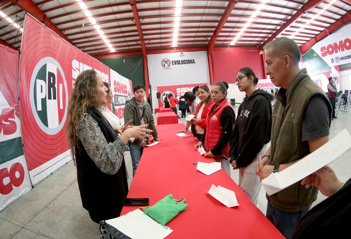 PRI_EDOMEX's tweet image. En el PRI Estado de México sabemos que la inclusión no se enseña, se vive.
Participamos en una capacitación de sensibilización sobre la discapacidad, que nos permitió mirar la realidad desde otra perspectiva y reconocer que la empatía transforma.

La verdadera inclusión comienza