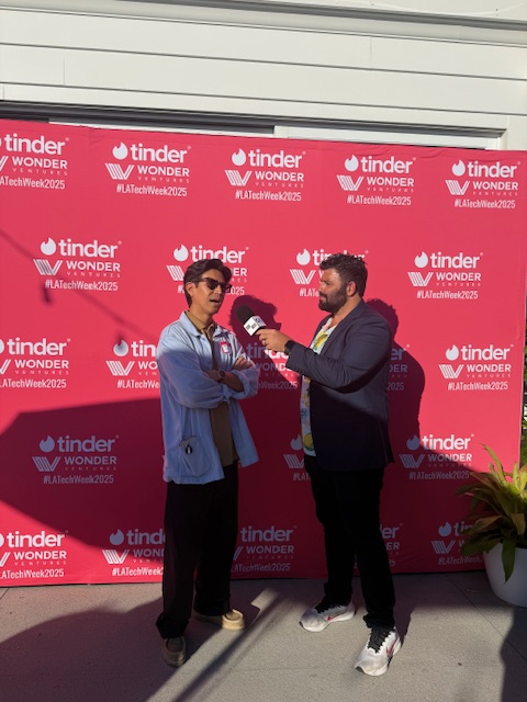 FenwickWest's tweet image. Where tech meets tide! 🌊
Last night’s @Tinder x @WonderVentures mixer brought top founders & operators together beachside for curated networking, speed-matching & big ideas, the kind of energy that defines LA @Techweek_ .
#LATechWeek #FenwickatTechWeek