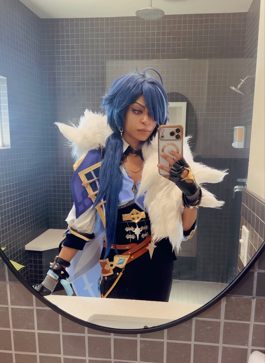 Syren 🌸 Twitchcon tweet media