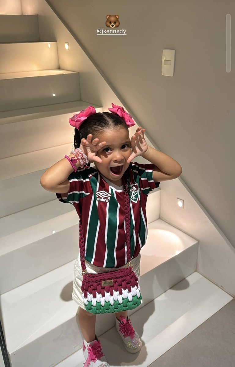 ursinha 🥹🐻🇭🇺