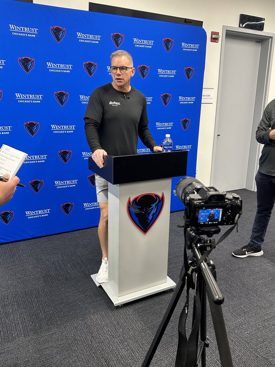 Andy Thompson tweet media