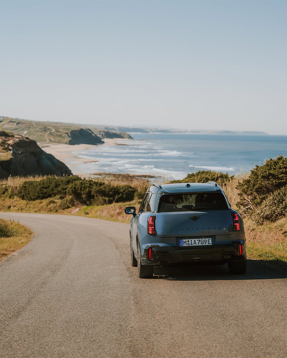 minioficialpy's tweet image. ¡Acelerá directo a la aventura con todo el poder del MINI John Cooper Works Countryman ALL4! 🔥😎

Comentá si te atreverías a probar su potencia.

#MINIJCW #MINILATAM #MINIParaguay #SUV