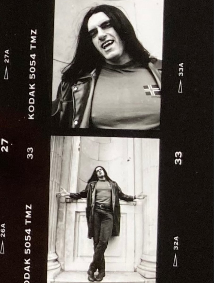 vctoberrust's tweet image. peter steele photographed by paul harries in london, 1996.